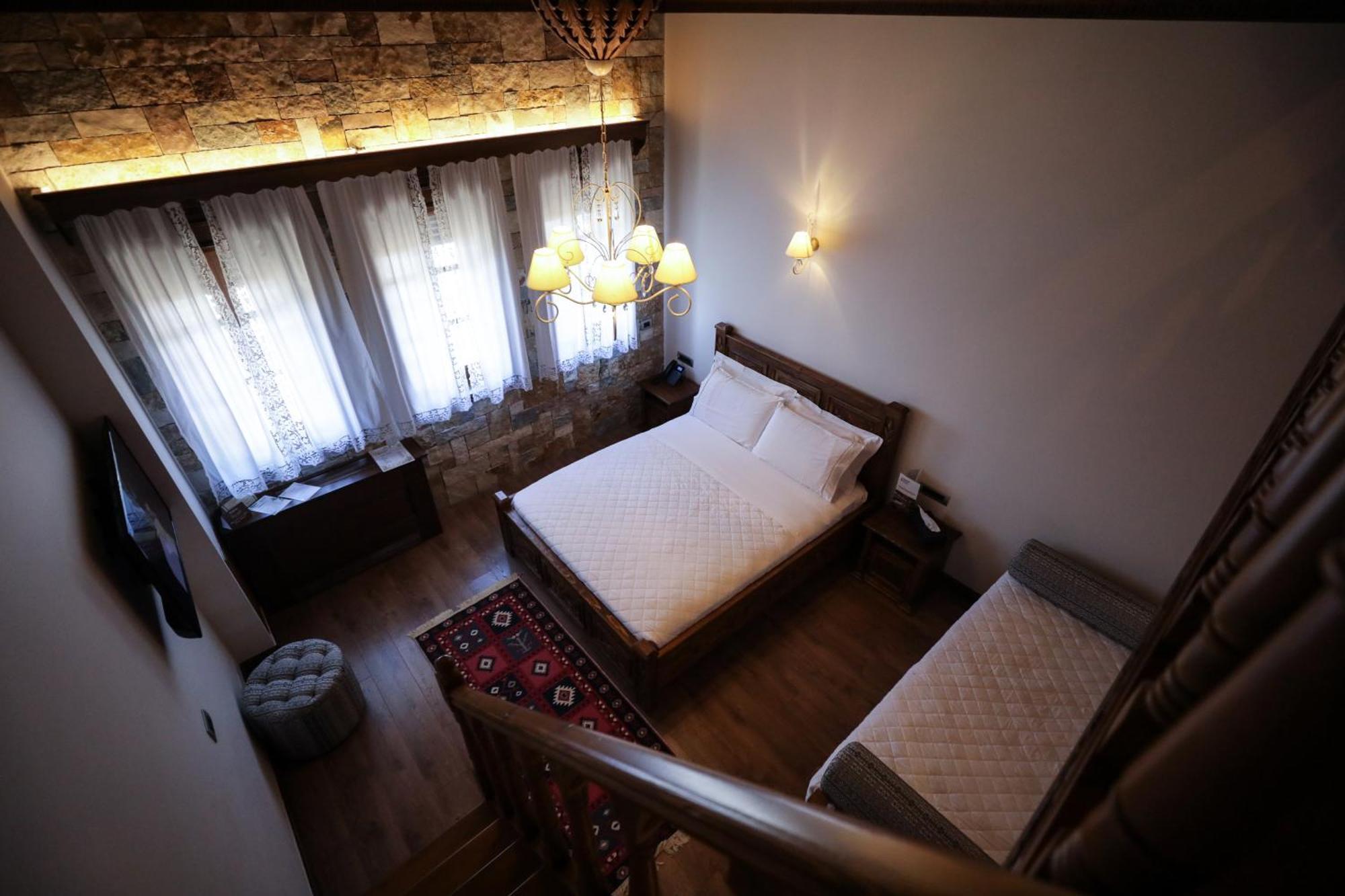 Kerculla Resort Gjirokaster Luaran gambar